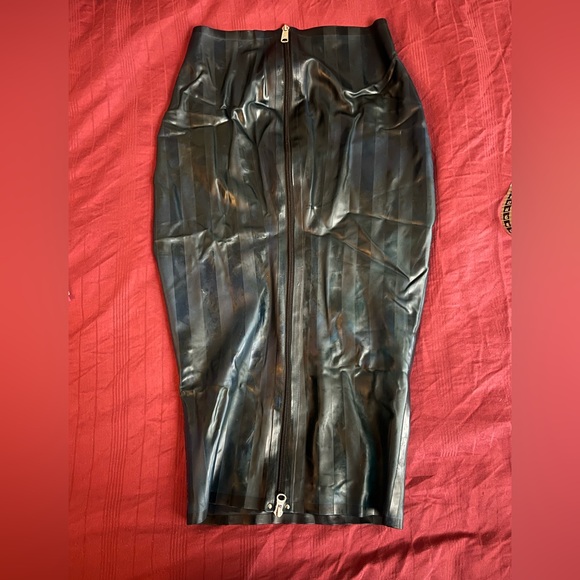 Polymorphe Dresses & Skirts - Dark Blue Polymorphe Semi-Transparent Striped Pencil Skirt